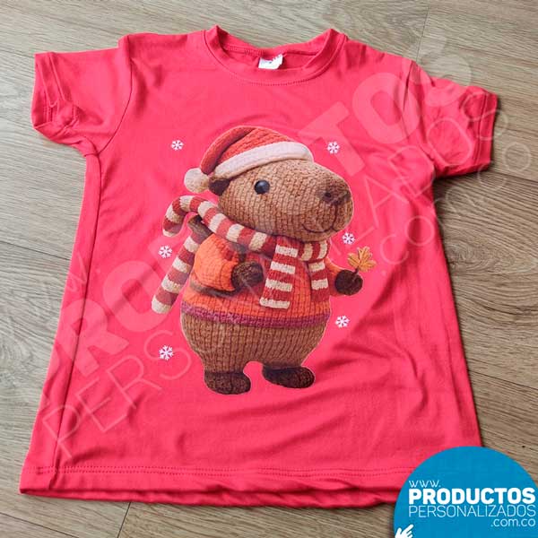 Camiseta-capibara-navideño-2